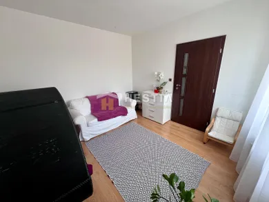 Na predaj 4-izbový byt, 80 m², Brezová pod Bradlom