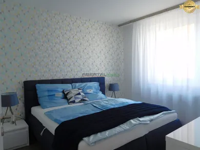 Na prenájom 2-izbový byt, 53 m², Bratislava-Staré Mesto, Blumentálska