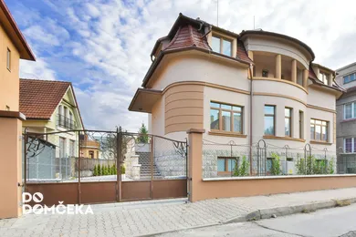 Mieszkania na wynajem, 2-pokojowe, Banská Bystrica · €690