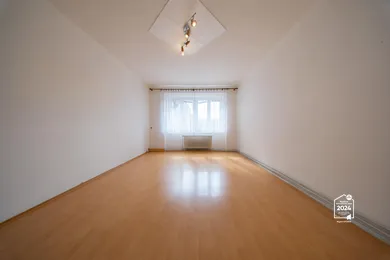Na predaj 3-izbový byt, 73 m², Košice-Staré Mesto, Bencúrová
