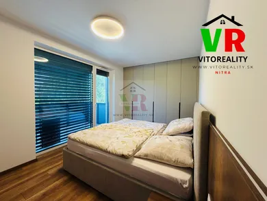 Na predaj 4-izbový byt, 106 m², Nitra, Piesková