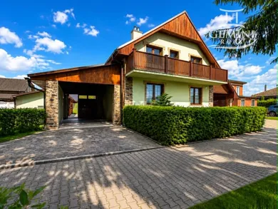 Дома на продажу, 7-комнатные, Rimavská Sobota · €315 000
