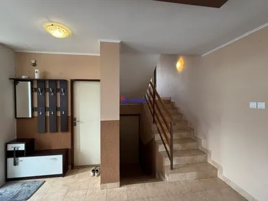 Na predaj 4-izbový dom, 110 m², Kolárovo, Štefánikova
