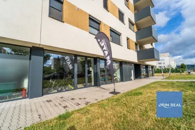 Na prenájom komerčné, 50 m², Pezinok, Okružná