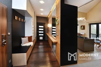 Na predaj 4-izbový byt, 145 m², Vysoké Tatry, -