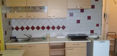 Byty na predaj 1-izbový, Nové Zámky · €77 000