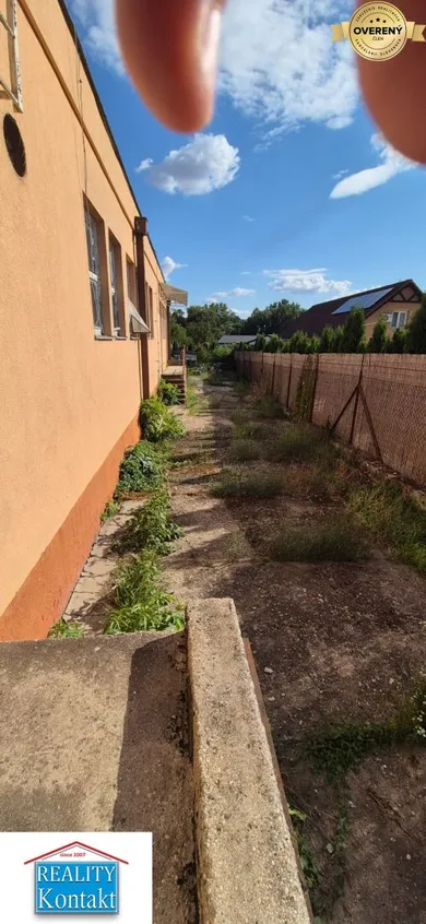 Na predaj komerčné, 300 m², Strekov, Centrum