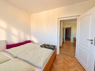 Mieszkania na sprzedaż, 4-pokojowe, Martin · €149 999