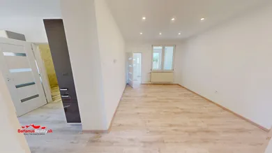 Na predaj dom v Trenčín · €245 000 · Dokončené
