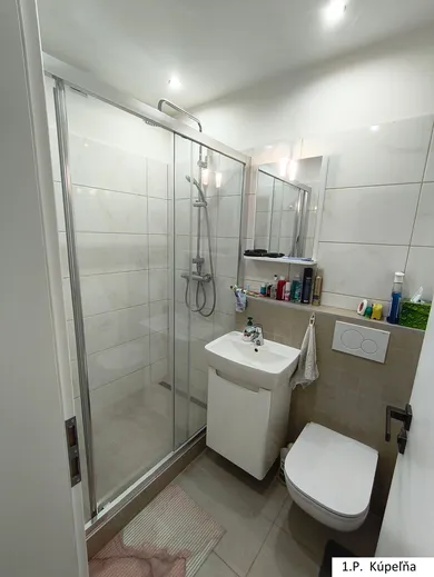 Na predaj 6-izbový dom, 110 m², Banská Bystrica, Zelená