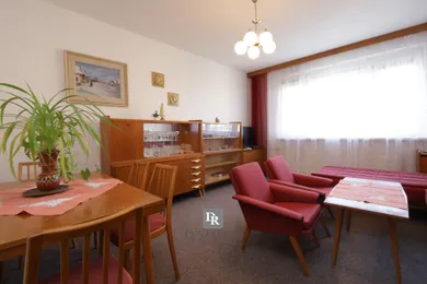 Na prenájom 1-izbový byt, 41 m², Bratislava-Lamač, Studenohorská