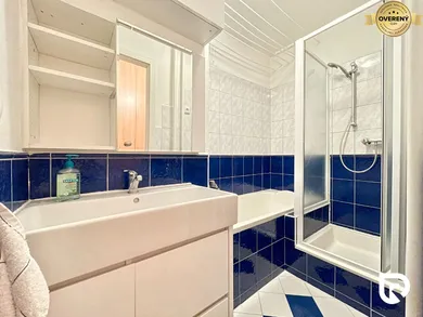 Na prenájom 2-izbový byt, 52 m², Bratislava-Dúbravka, Pekníkova