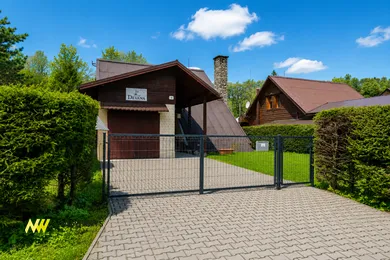 Na predaj 7-izbový dom, 167 m², Tatranská Javorina