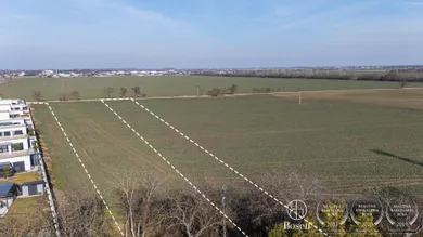 Działki na sprzedaż, Most pri Bratislave · €1 200 000