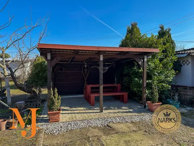 Na predaj 2-izbový dom, 80 m², Šoporňa