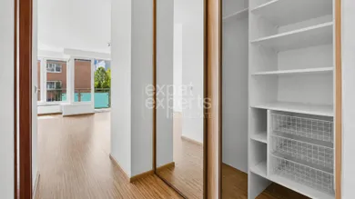 Na predaj 1-izbový byt, 43 m², Bratislava-Dúbravka, Kristy Bendovej