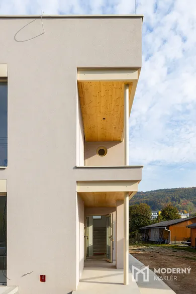 Na predaj 3-izbový byt, 90 m², Bardejov, Orechová