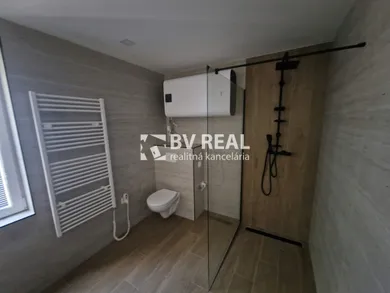 Na predaj 3-izbový dom, 109 m², Nitrianske Pravno, -