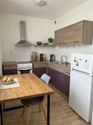 Na predaj 1-izbový byt, 27 m², Bratislava-Petržalka, Andrusovova