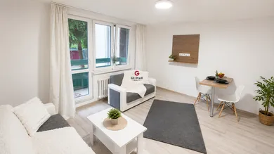 Na prenájom 1-izbový byt, 32 m², Michalovce, Školská