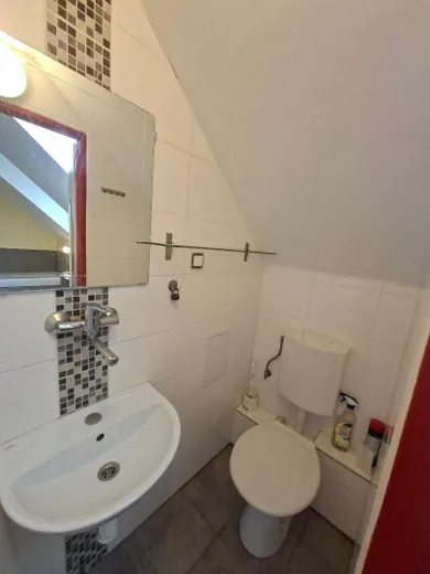 Na prenájom 1-izbový byt, 20 m², Bratislava-Rača, Alstrova