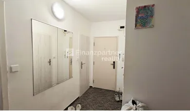 Na predaj 2-izbový byt, 64 m², Nitra