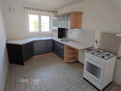 Mieszkania na sprzedaż, 2-pokojowe, Komárno · €75 000