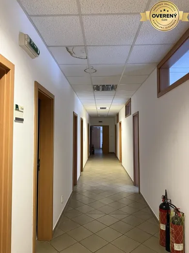 Na prenájom komerčné, 60 m², Ivanka pri Dunaji, Nádražná