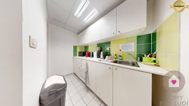 Na prenájom komerčné, 29 m², Bratislava-Ružinov, Košická