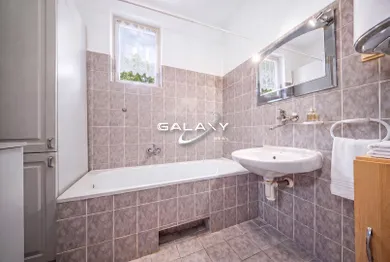 Na predaj 5-izbový dom, 165 m², Šíd