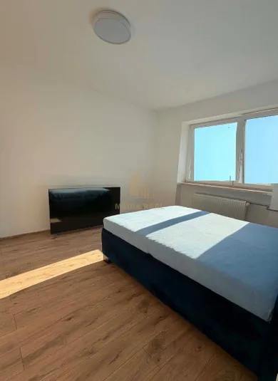 Na predaj 1-izbový byt, 35 m², Nové Mesto nad Váhom, Trenčianska