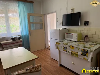 Na predaj 2-izbový dom, Hul