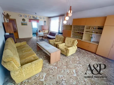Na predaj dom, 160 m², Letničie