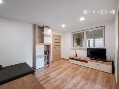 Na predaj 5-izbový dom, 595 m², Košice-Pereš