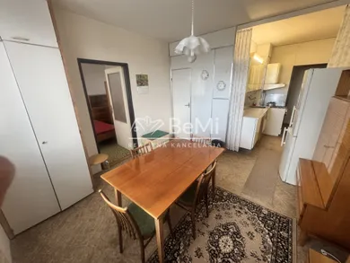 Na predaj 3-izbový byt, 78 m², Nitra, Sitnianska