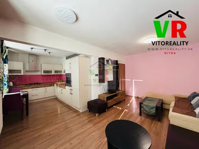 Mieszkania na wynajem, 2-pokojowe, Nitra · €670