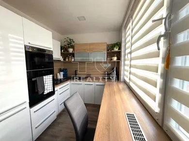 Byty na predaj 3-izbový, Prievidza · €155 000