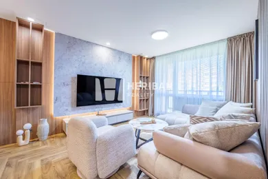 Mieszkania na sprzedaż, 4-pokojowe, Košice-Juh · €315 000