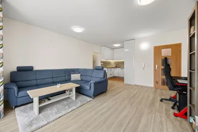 Eladó lakások, 2-szobás, Bratislava-Devínska Nová Ves · €210 000
