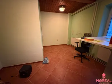 Na predaj 7-izbový dom, 250 m², Podhradie