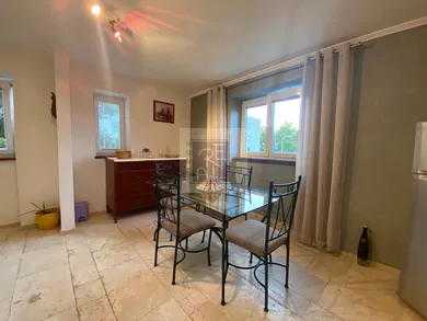 Na prenájom 2-izbový byt, 74 m², Nitra, 8. mája