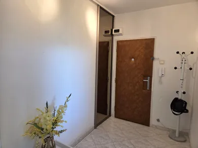 Na predaj 3-izbový byt, 73 m², Sereď