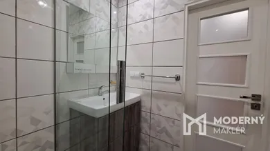 Na predaj 2-izbový byt, 78 m², Bánovce nad Bebravou, Trenčianska cesta