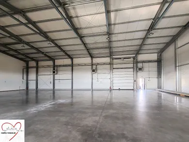 Na prenájom komerčné, 750 m², Trnava