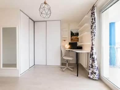 Na predaj 1-izbový byt, 31 m², Bratislava-Dúbravka