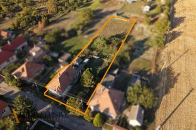 Na predaj 3-izbový dom, 70 m², Trhová Hradská