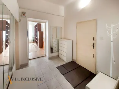 Na predaj 2-izbový byt, 90 m², Bratislava-Staré Mesto, Mariánska