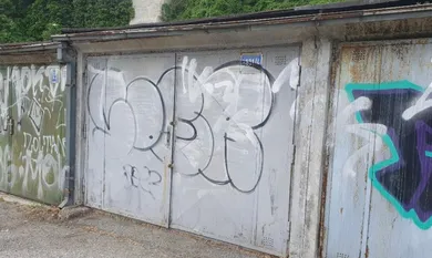 Na predaj objekt, 18 m², Bratislava-Karlova Ves, Devínska cesta