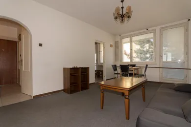 Byty na prenájom 4-izbový, Bratislava-Karlova Ves · €1 000