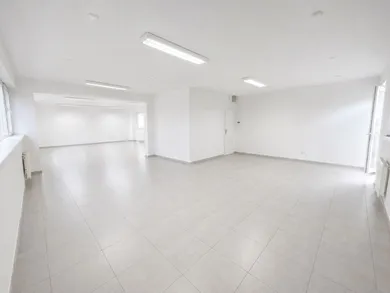 Na predaj komerčné, 106 m², Bratislava-Ružinov, Na piesku